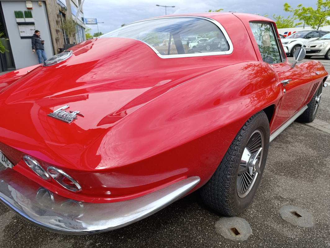 Chevrolet Corvette — 28