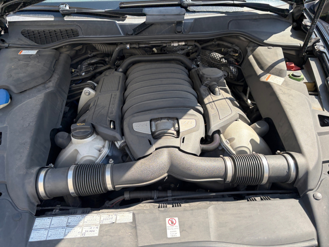 Porsche Cayenne — 20