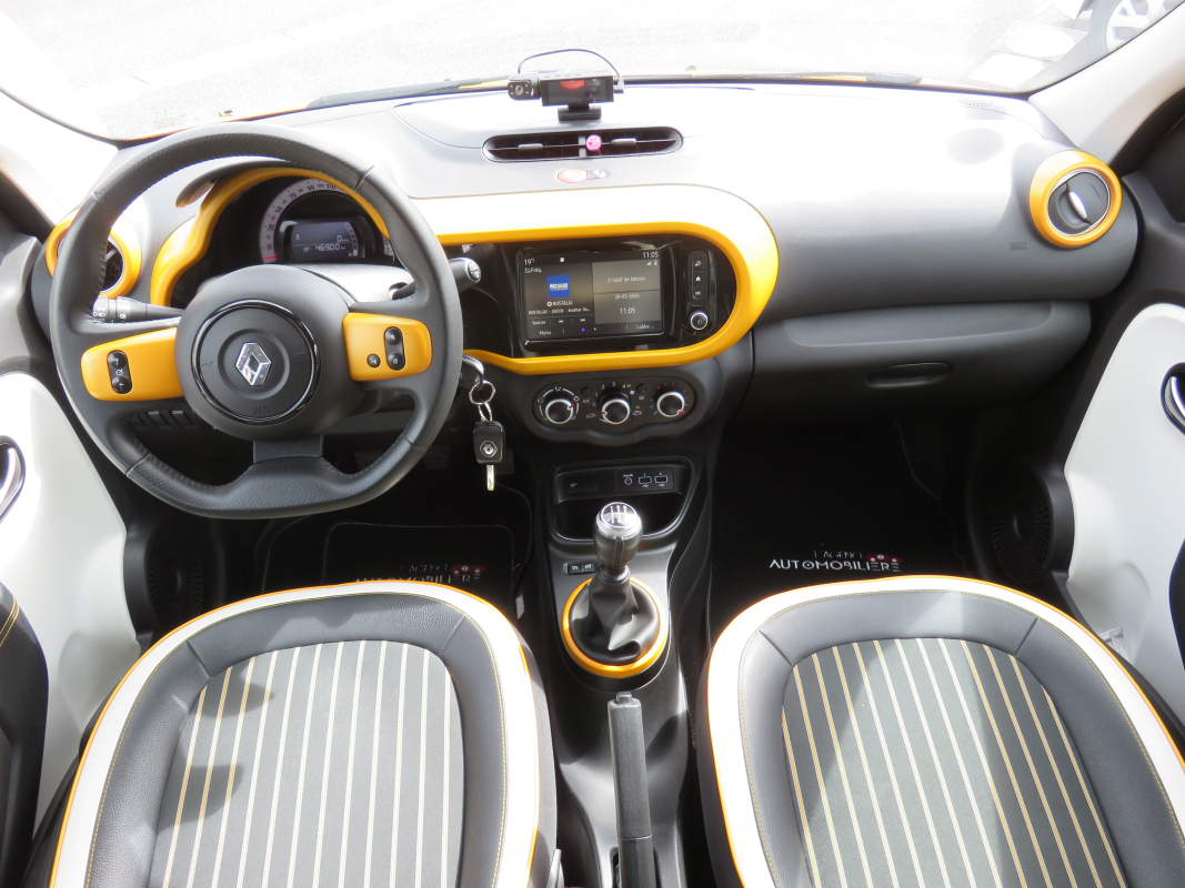Renault Twingo — 11