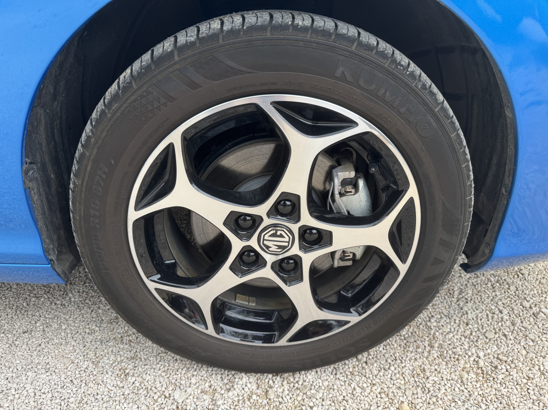 MG/MG Motor MG3 — 21