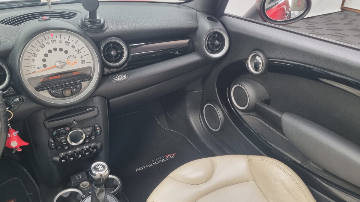 Mini Mini Cabriolet — 31