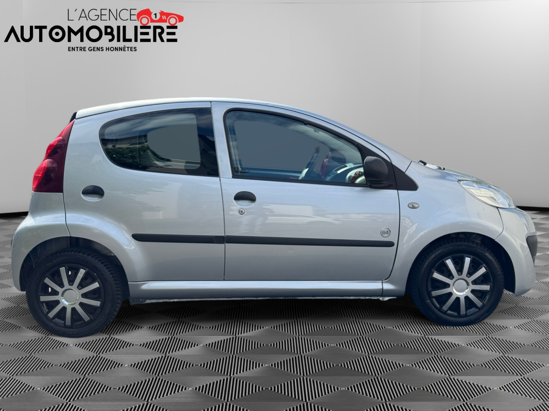 Peugeot 107 — 6