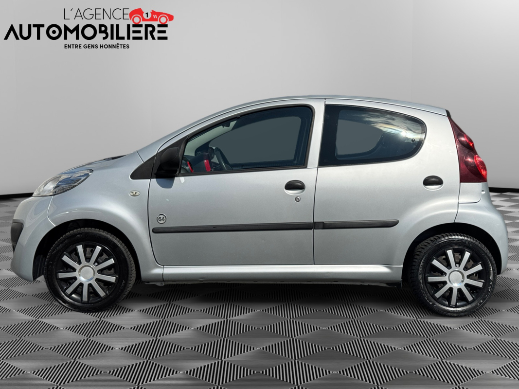 Peugeot 107 — 5