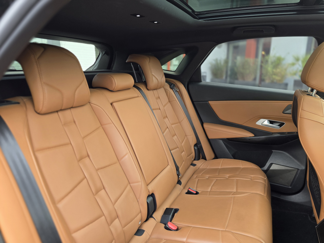 DS DS7 CROSSBACK — 13