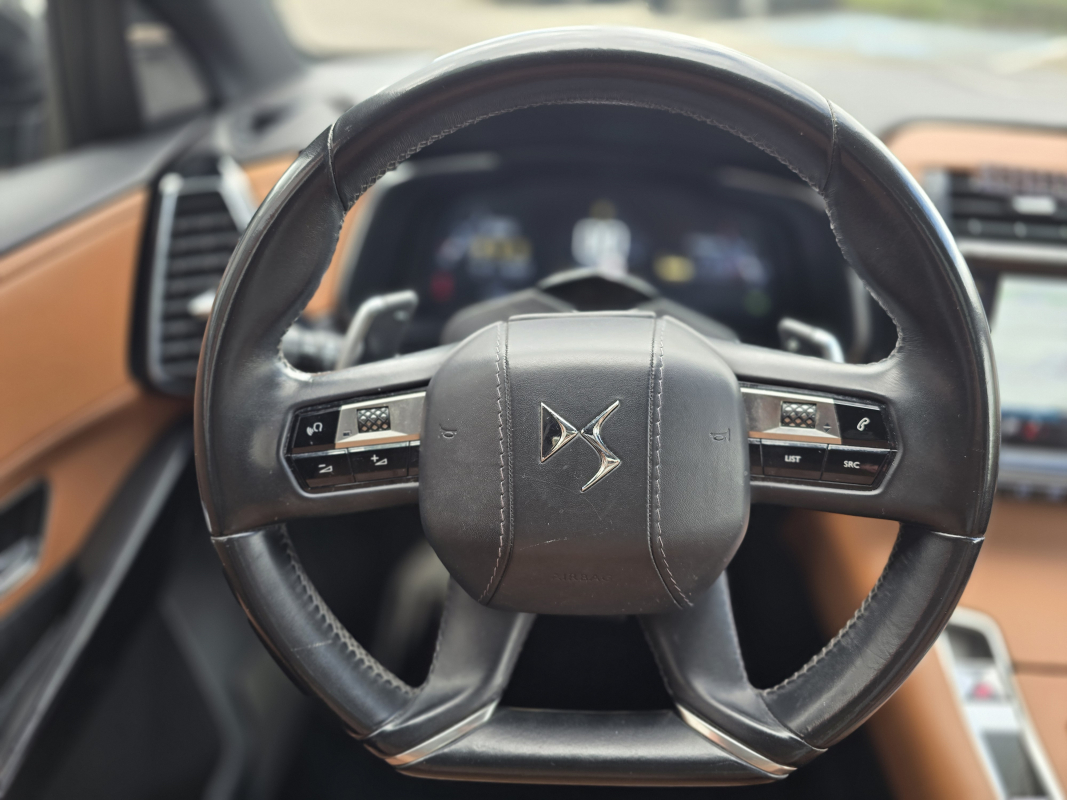 DS DS7 CROSSBACK — 23
