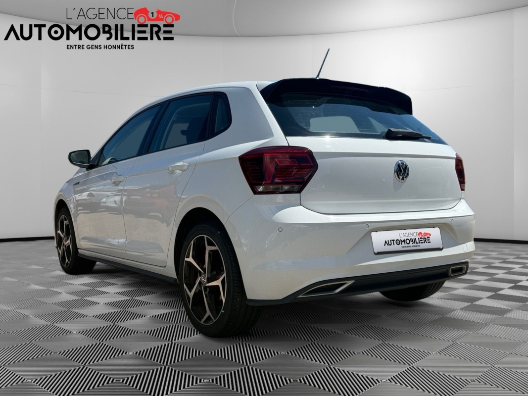 Volkswagen Polo — 7