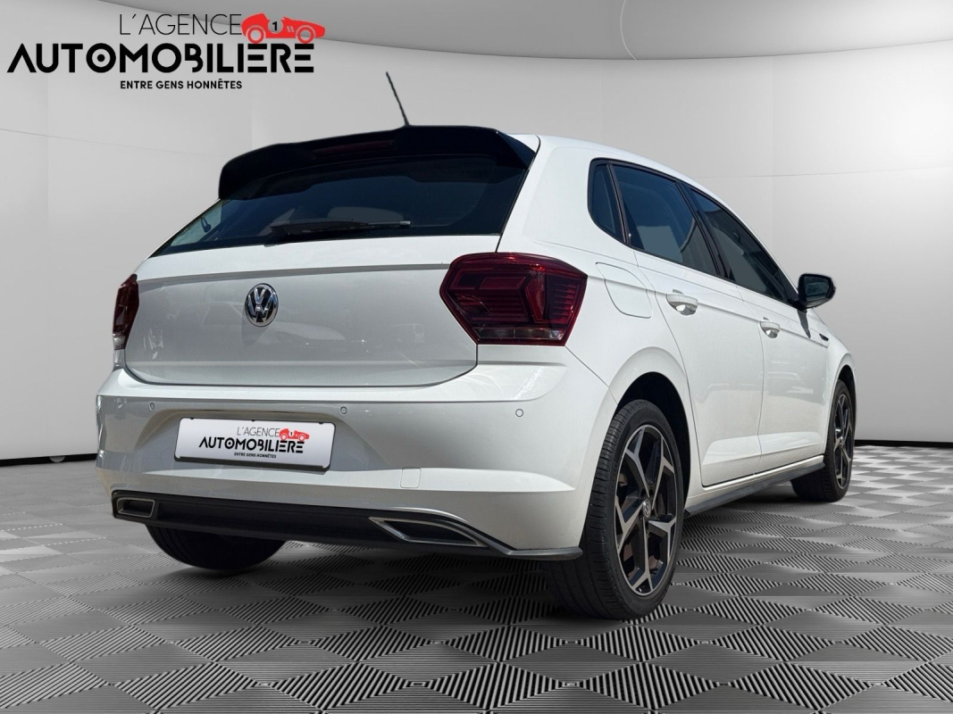 Volkswagen Polo — 5
