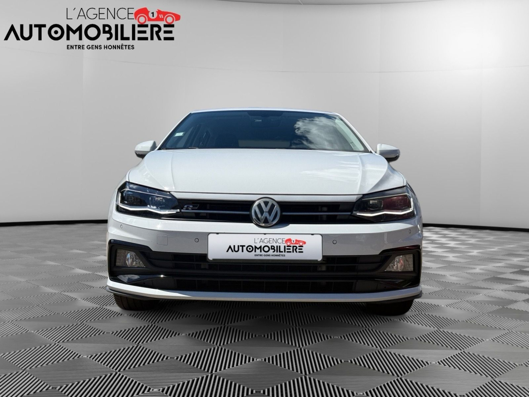 Volkswagen Polo — 2
