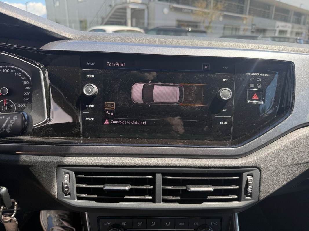 Volkswagen Polo — 16