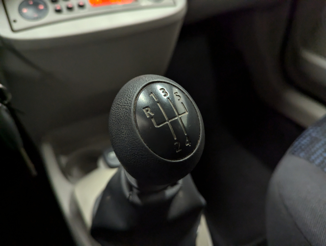 Renault Twingo — 15
