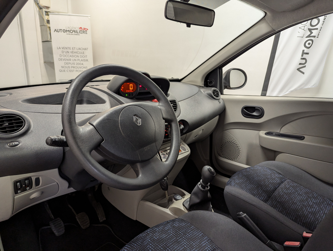 Renault Twingo — 7