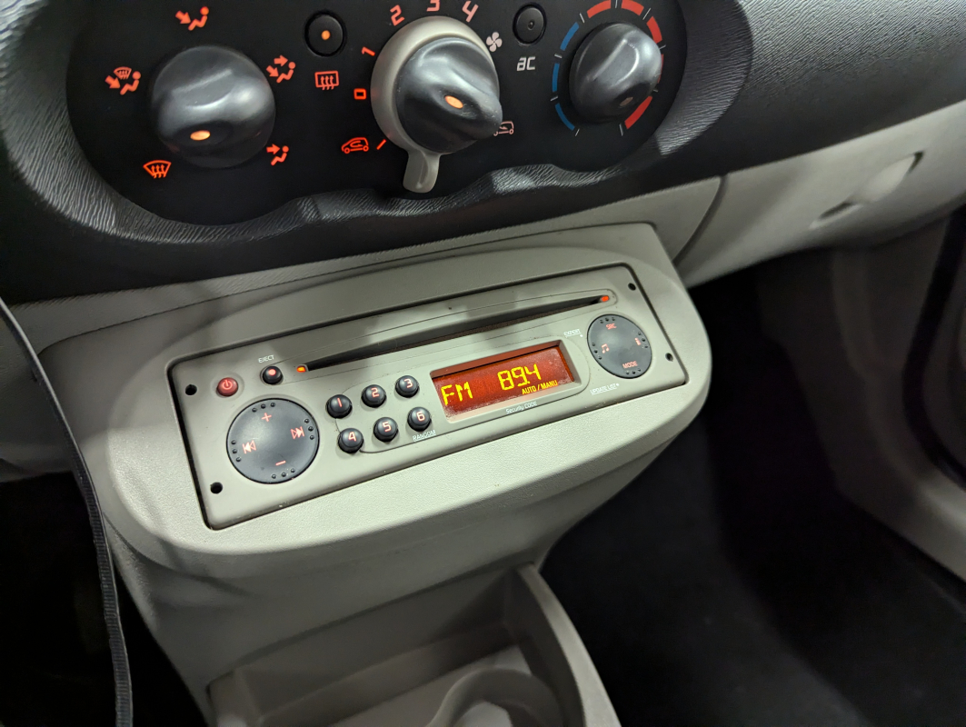 Renault Twingo — 16