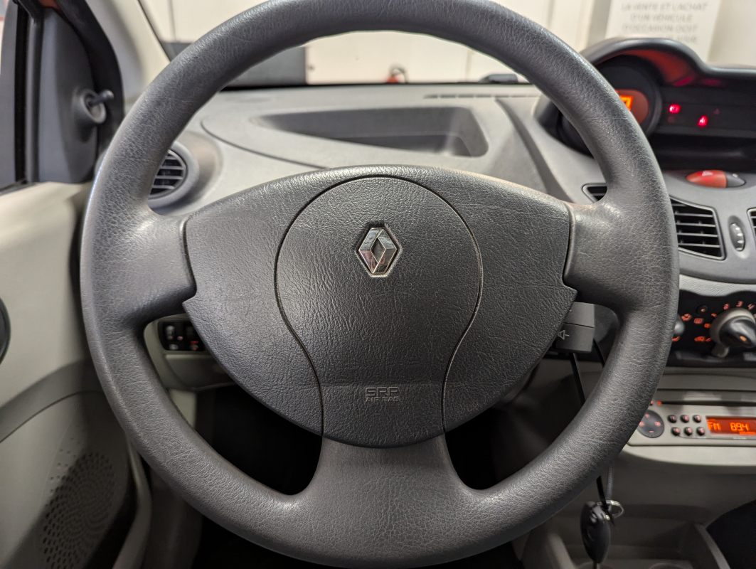 Renault Twingo — 17