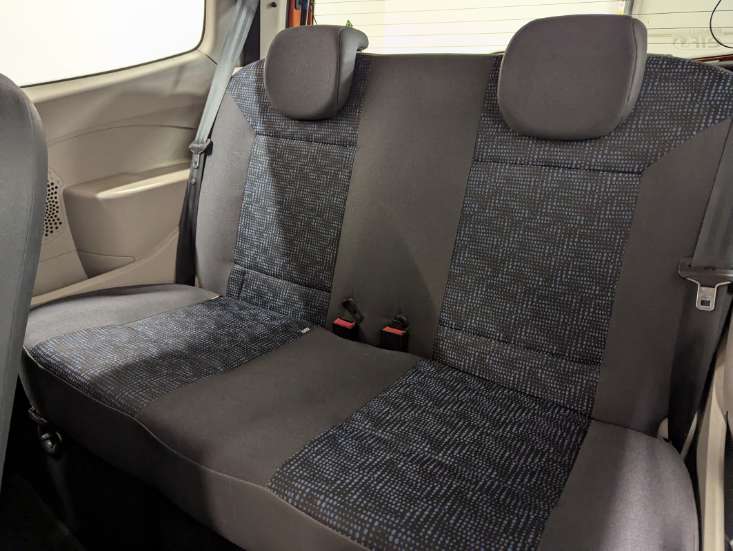 Renault Twingo — 13