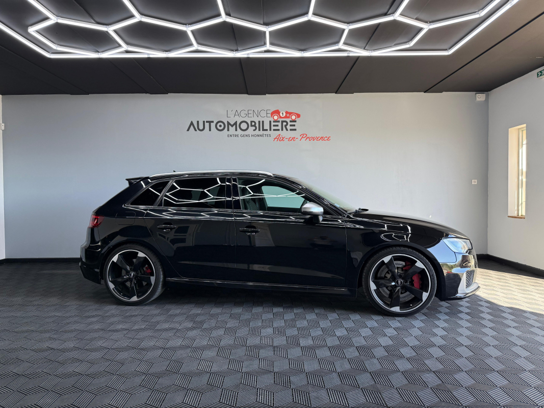 Audi RS3 — 2