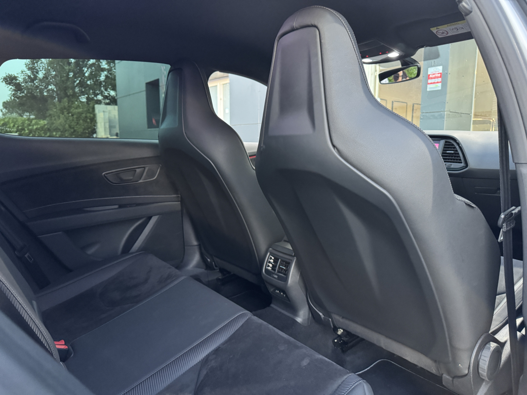 Seat Leon — 23