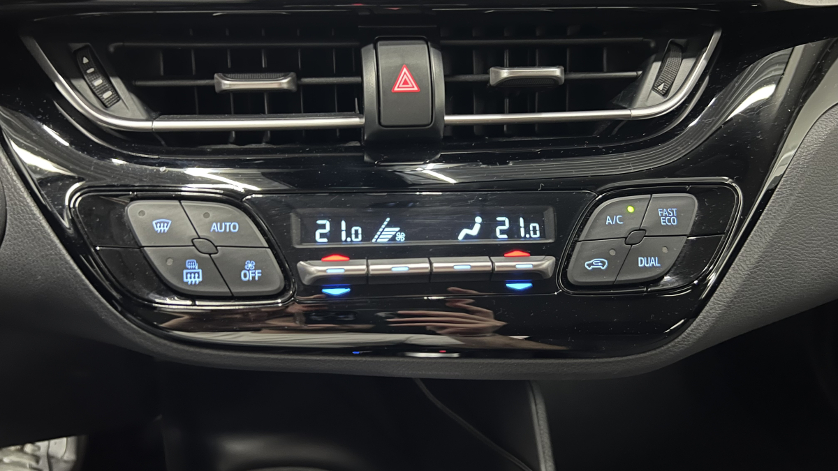 Toyota C-HR — 26