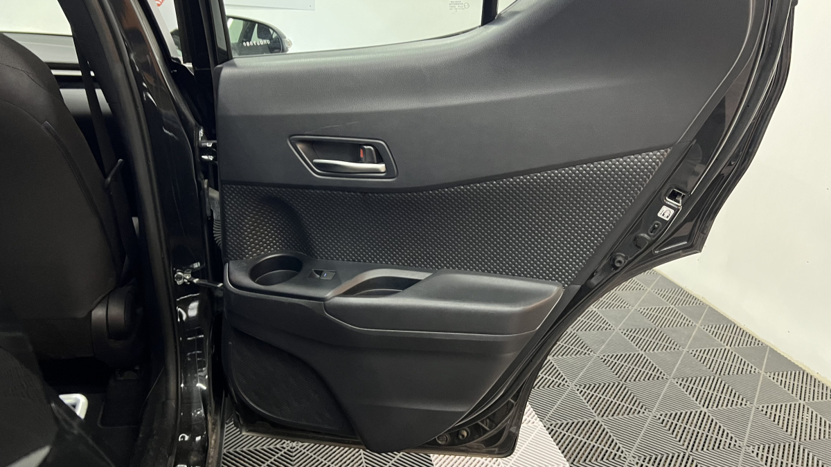 Toyota C-HR — 15