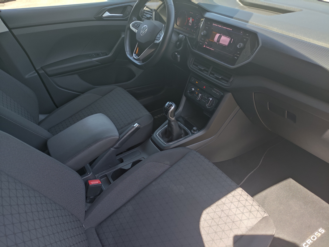Volkswagen T-Cross — 9