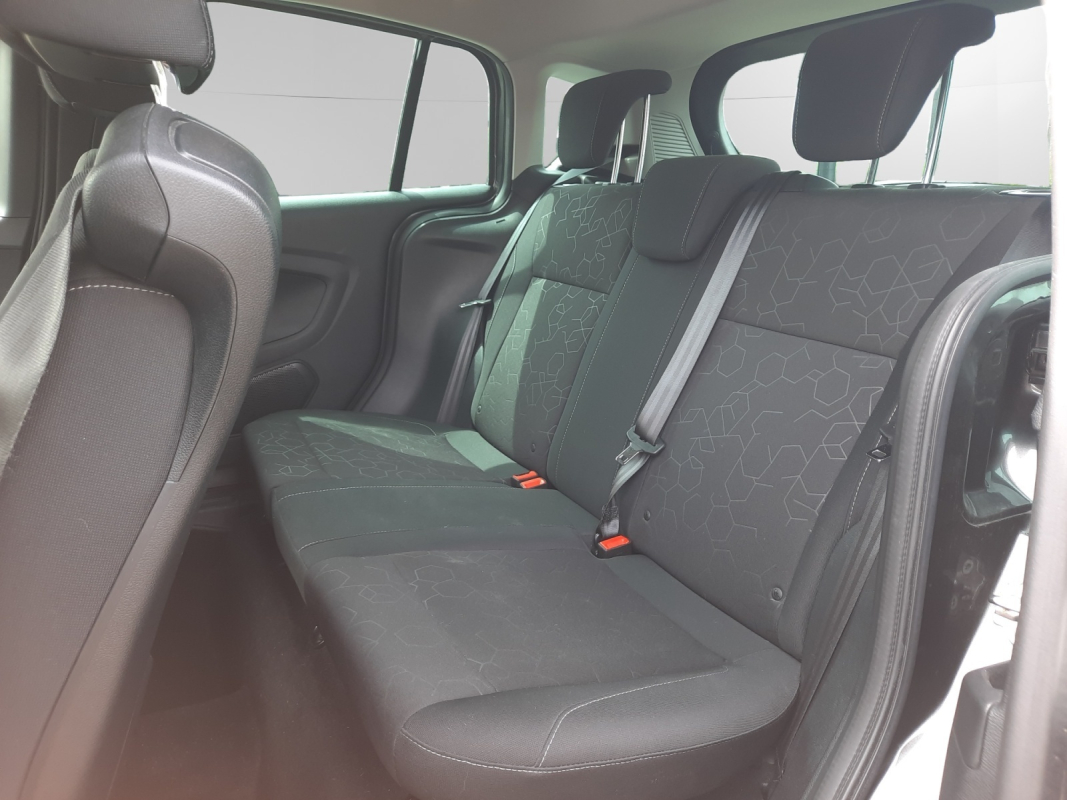 Ford B-Max — 23
