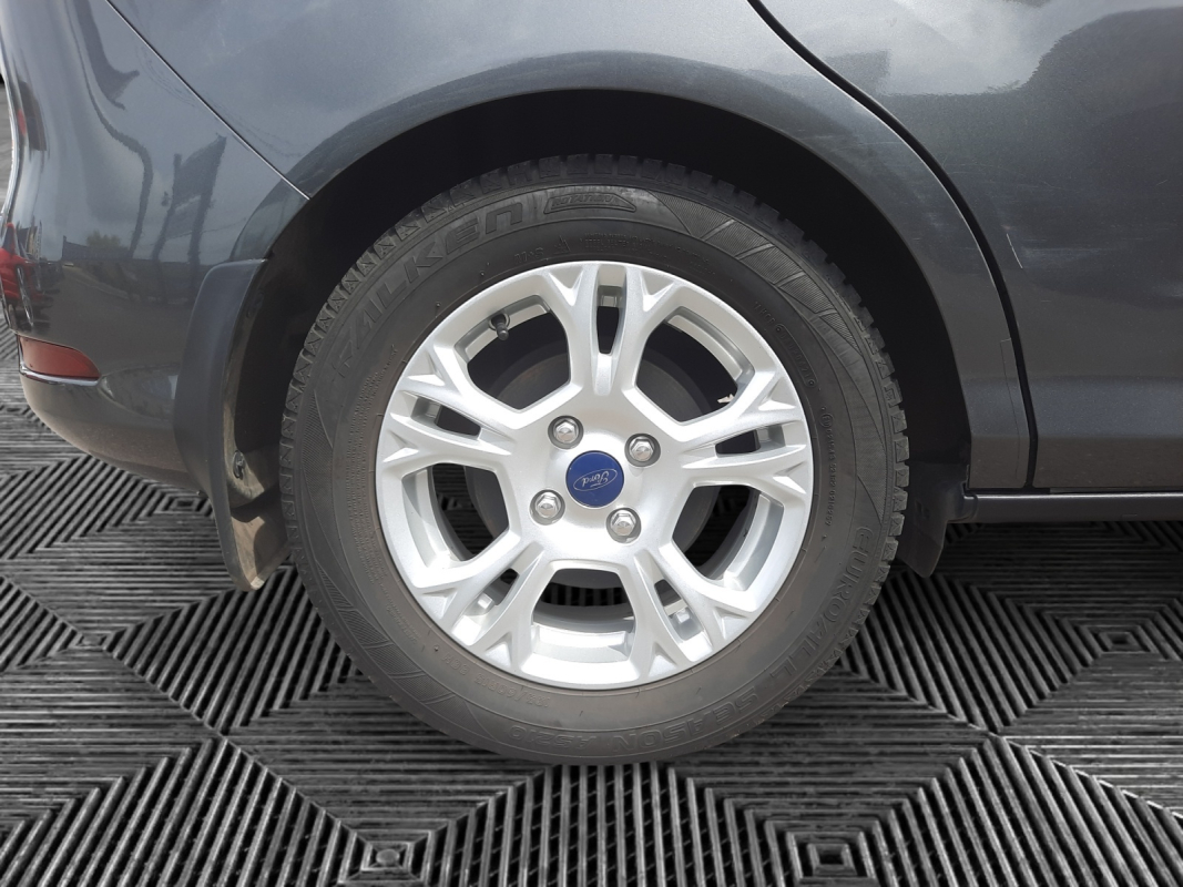 Ford B-Max — 29