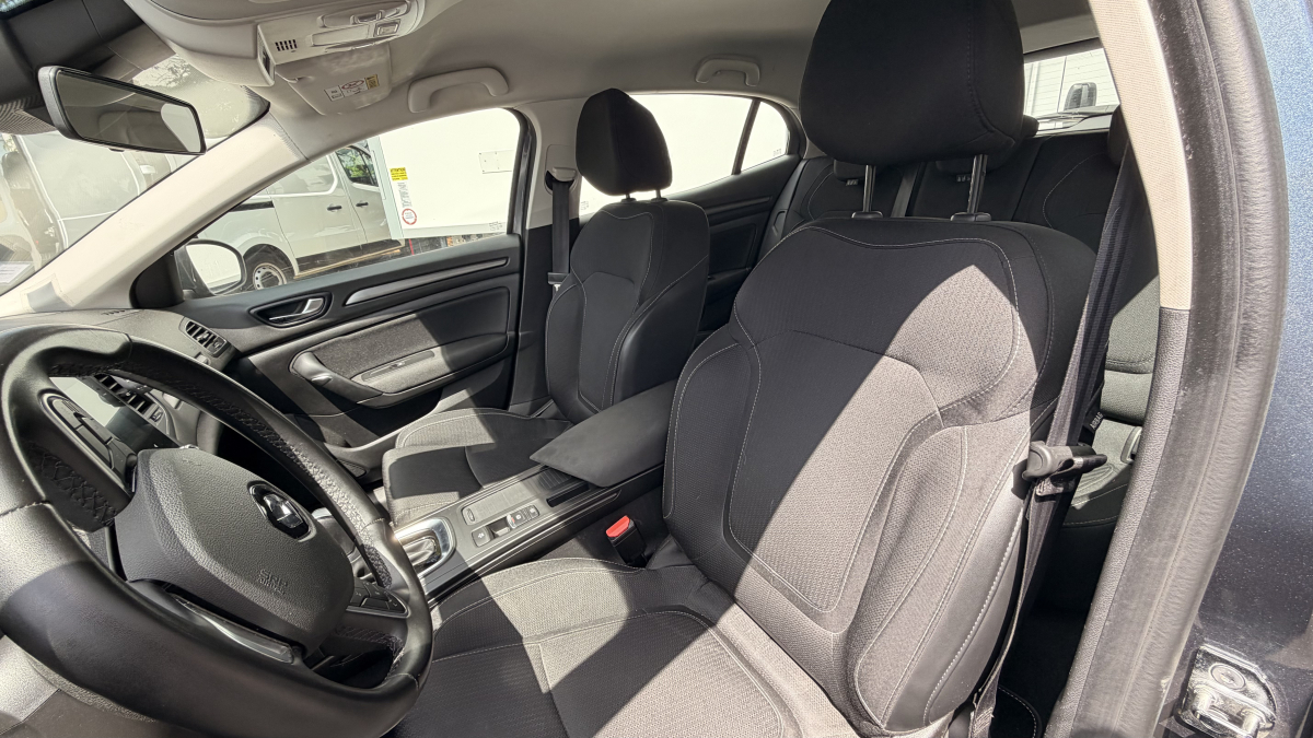 Renault Megane — 10