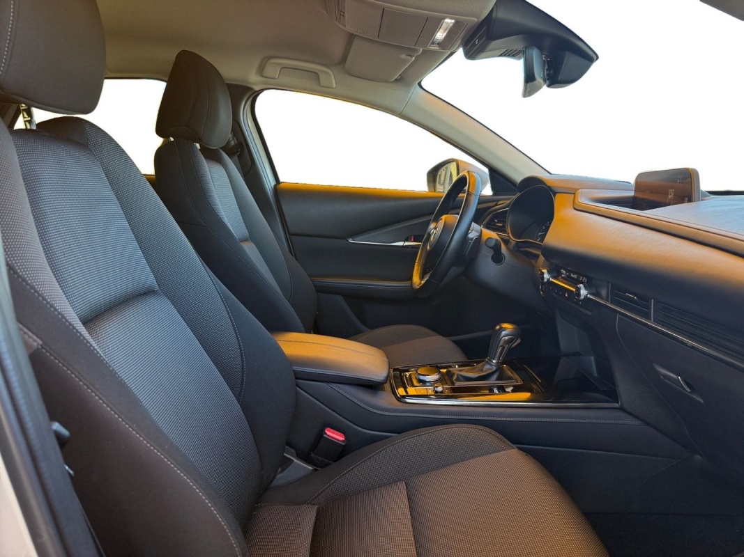 Mazda CX-30 — 10