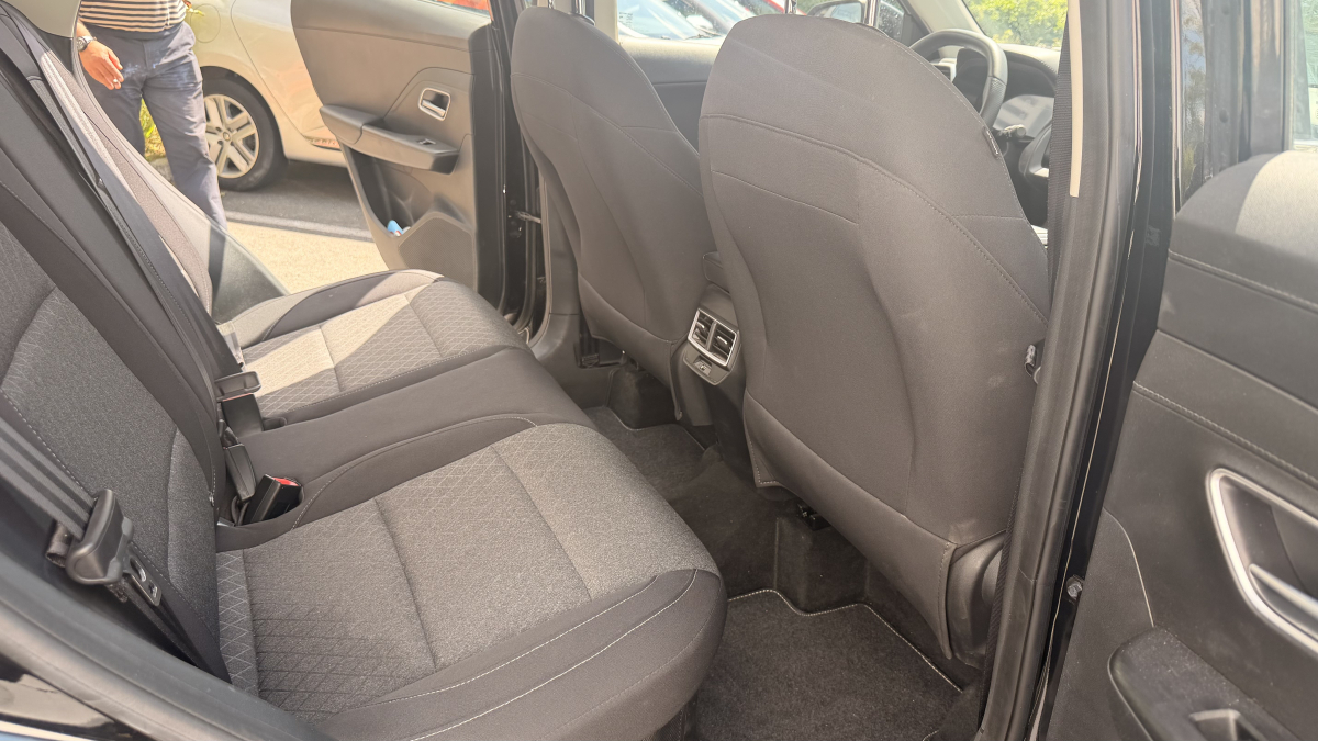 MG ZS — 14