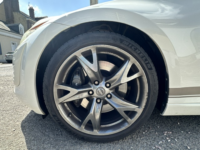 Nissan 370 Z — 16