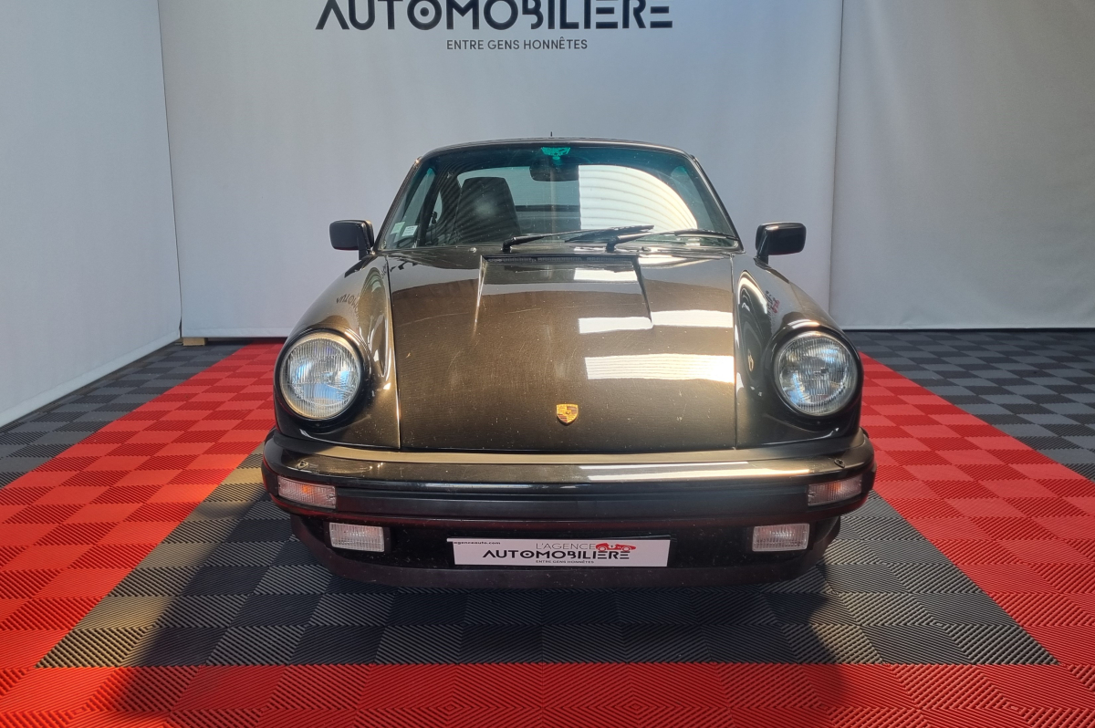 Porsche 911 — 2
