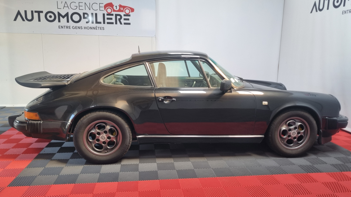 Porsche 911 — 37