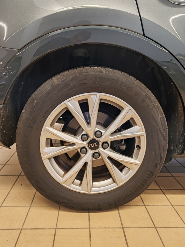 Audi Q3 — 20