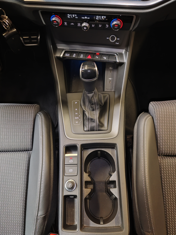Audi Q3 — 26