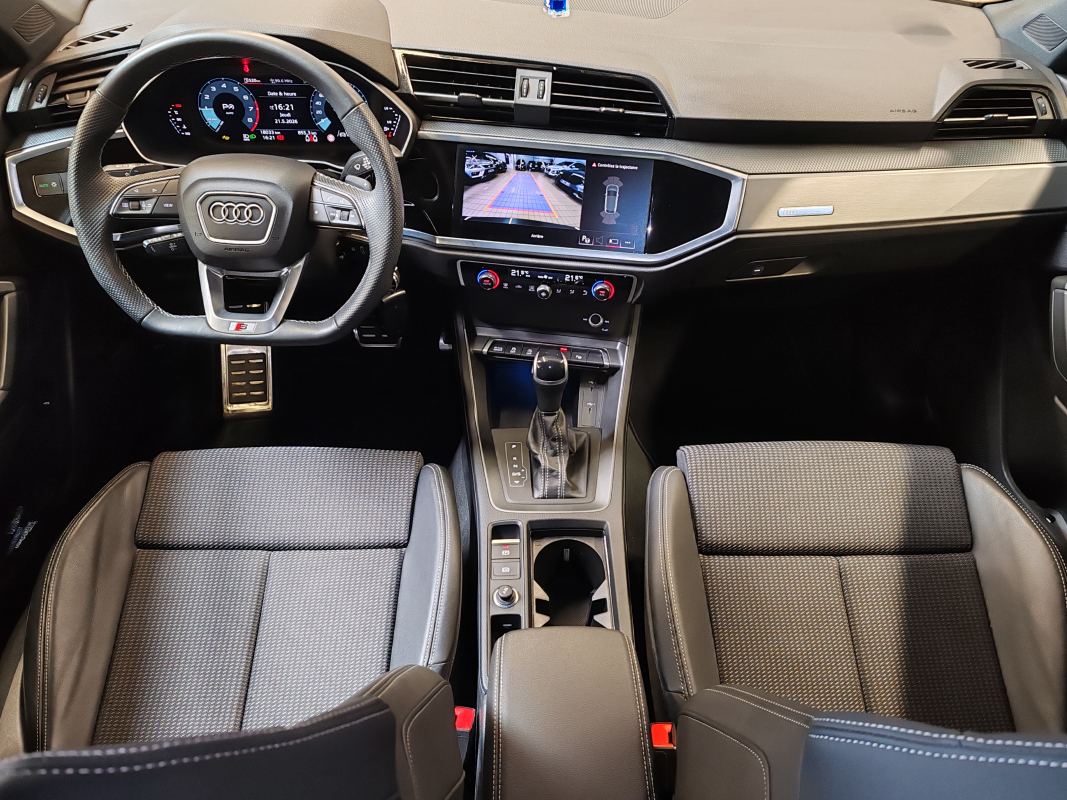 Audi Q3 — 9