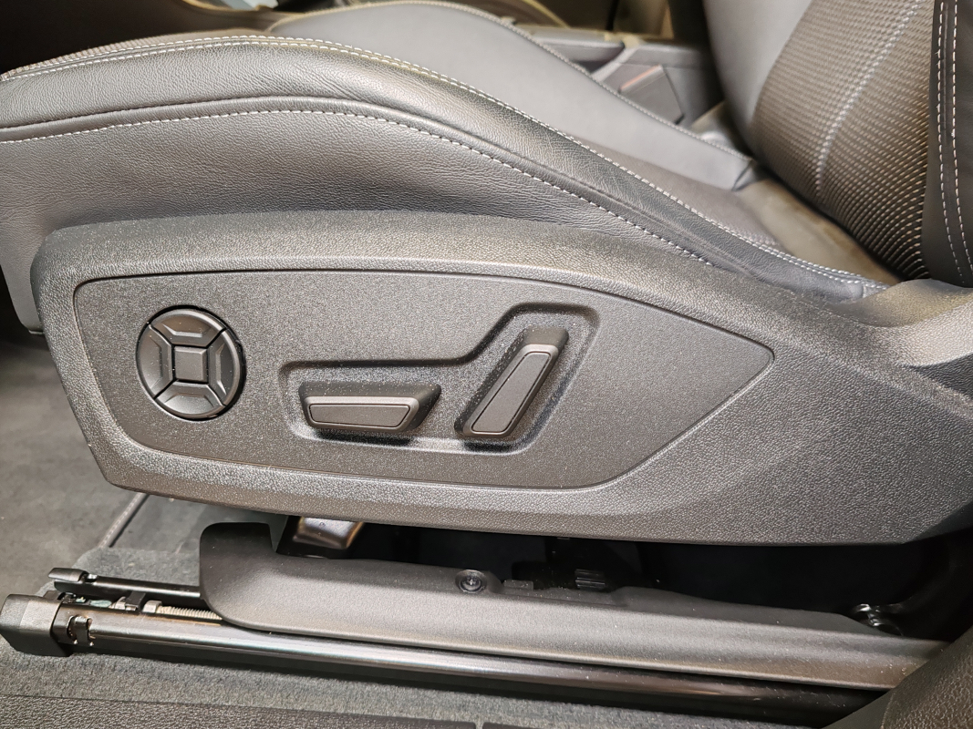 Audi Q3 — 27