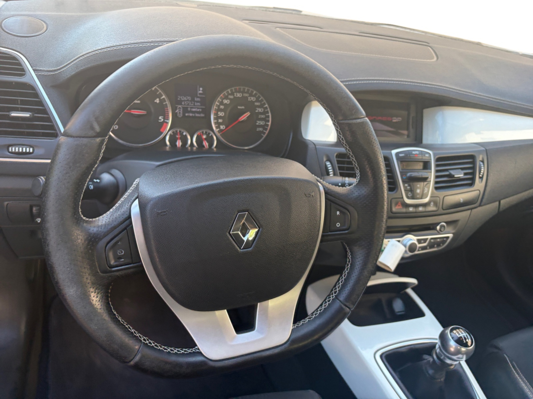 Renault Laguna Coupé — 13