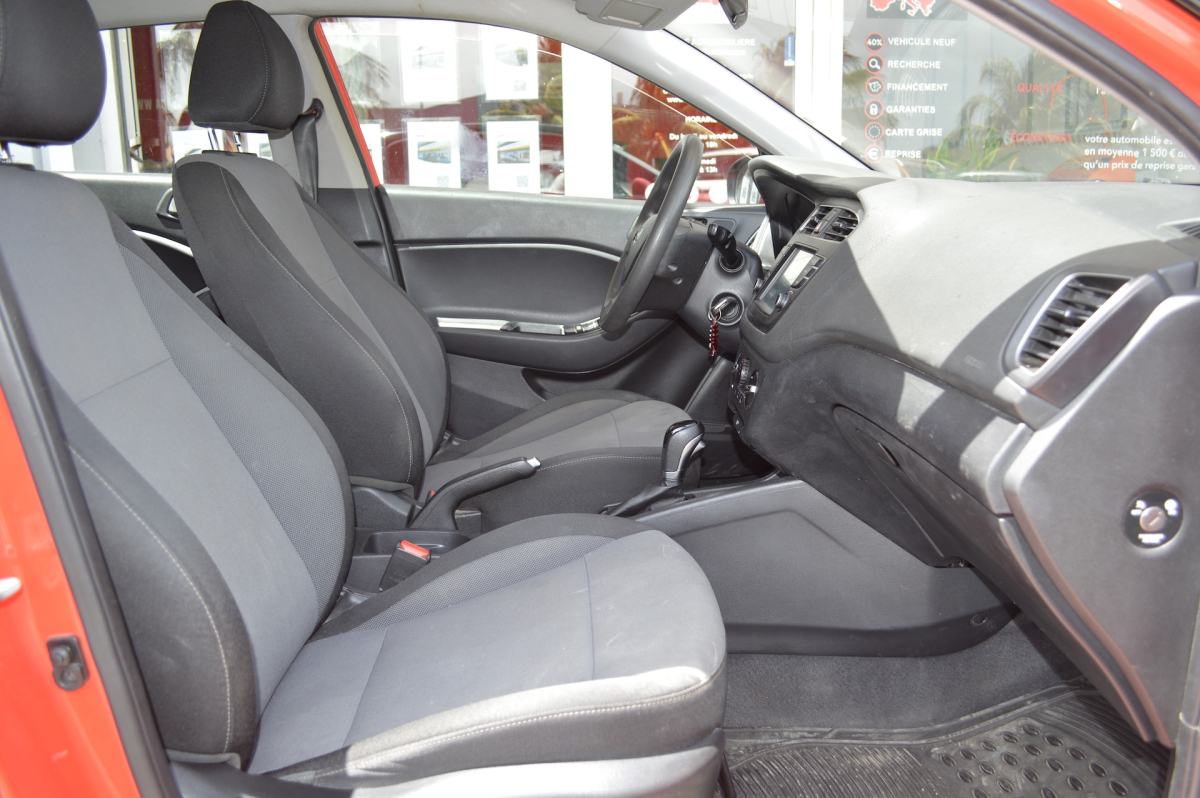 Hyundai i20 — 15