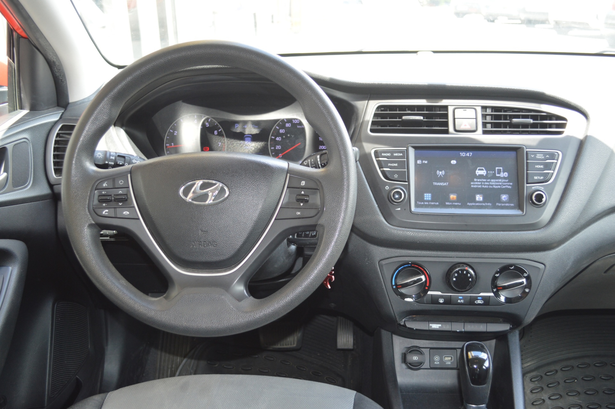 Hyundai i20 — 12