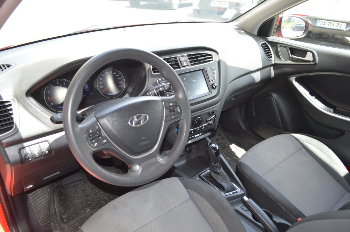 Hyundai i20 — 13