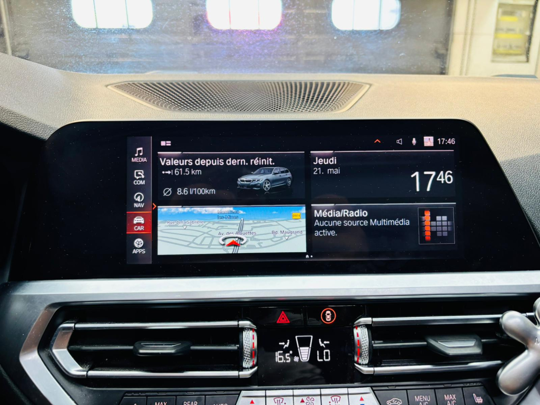 Bmw Série 3 Touring — 24