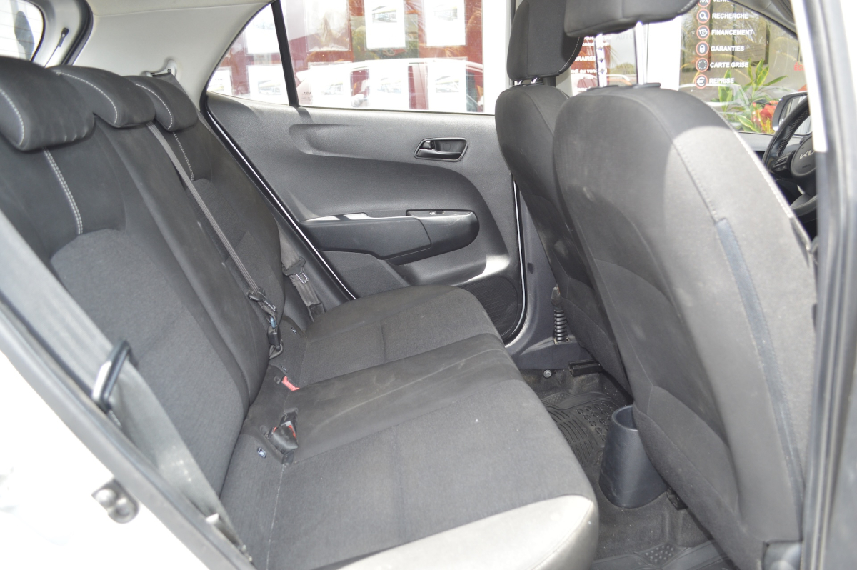 Kia Picanto — 16
