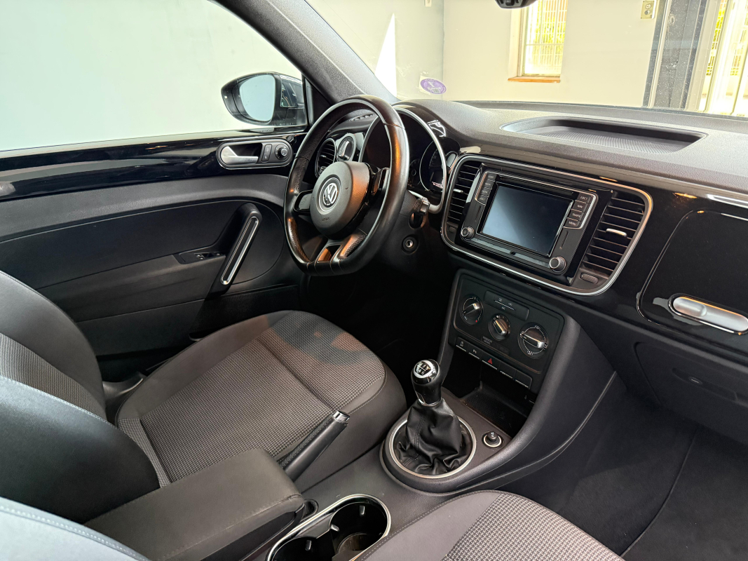 Volkswagen Beetle — 18