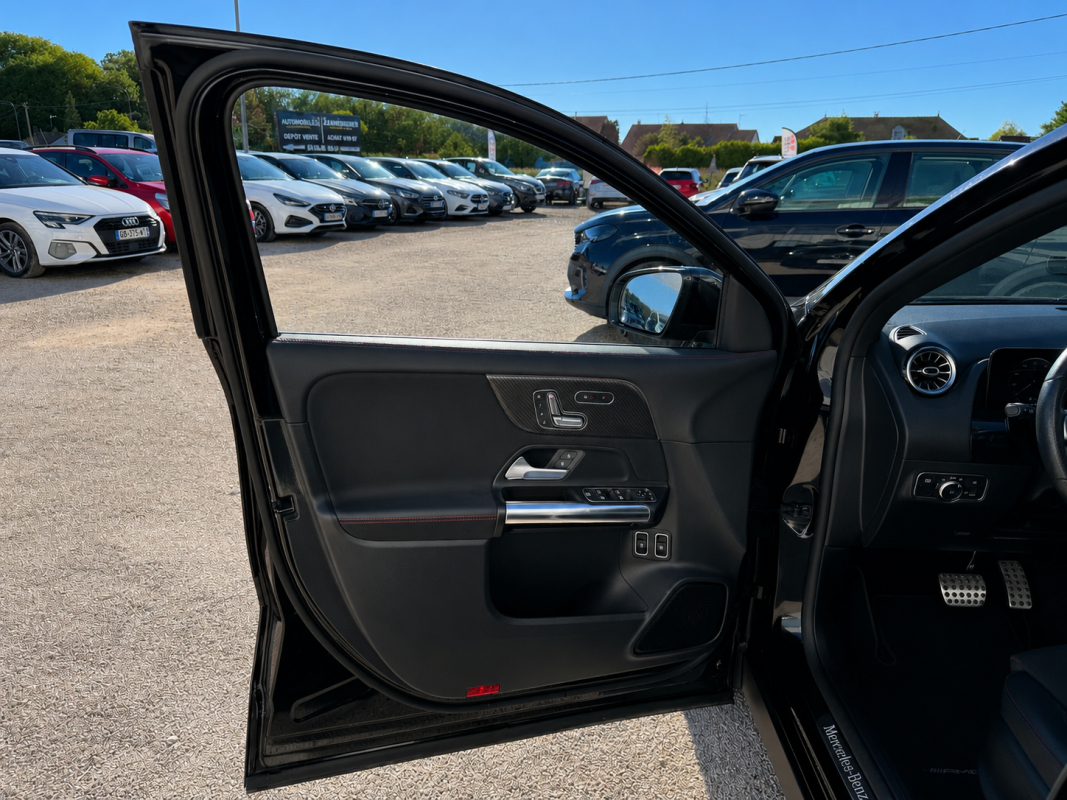 Mercedes Classe GLA — 24