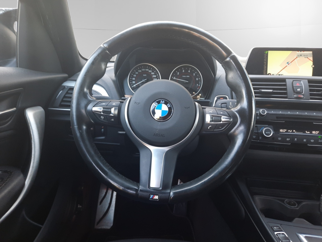 Bmw Série 1 — 12