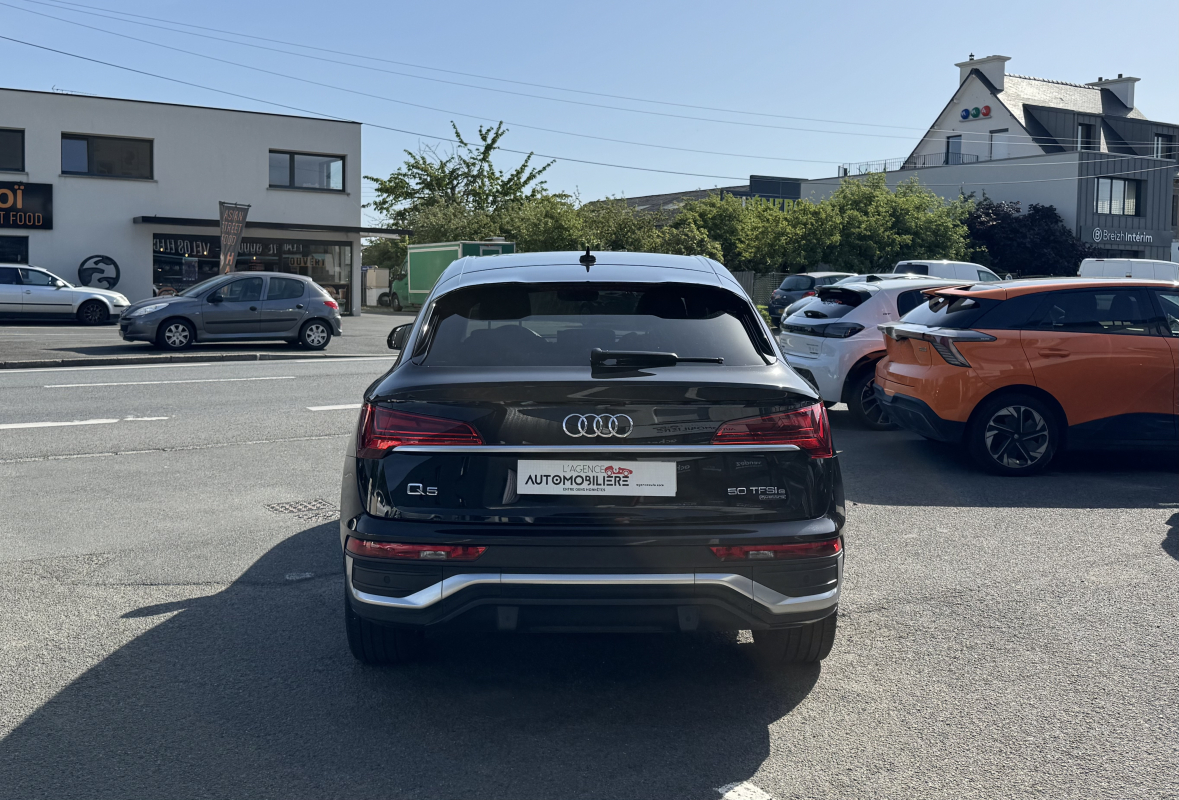 Audi Q5 Sportback — 7