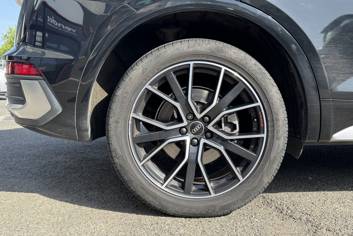 Audi Q5 Sportback — 33