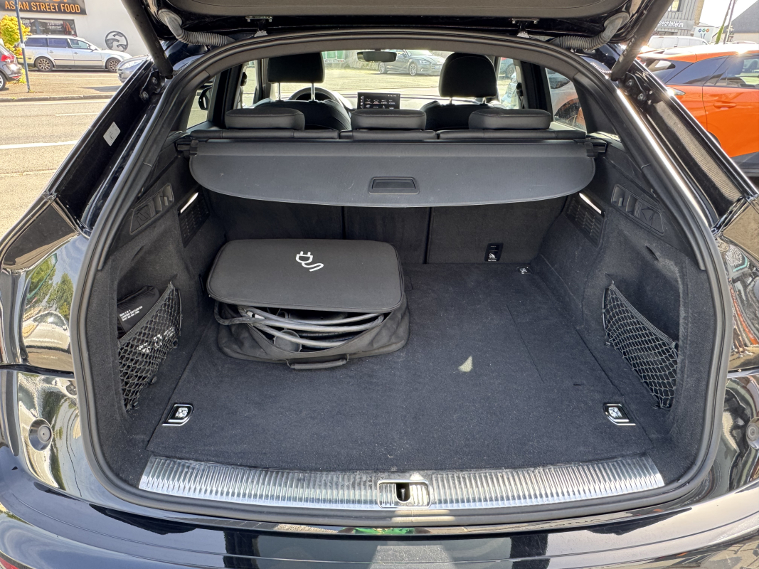 Audi Q5 Sportback — 28