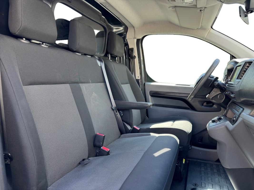 Citroen Jumpy — 16