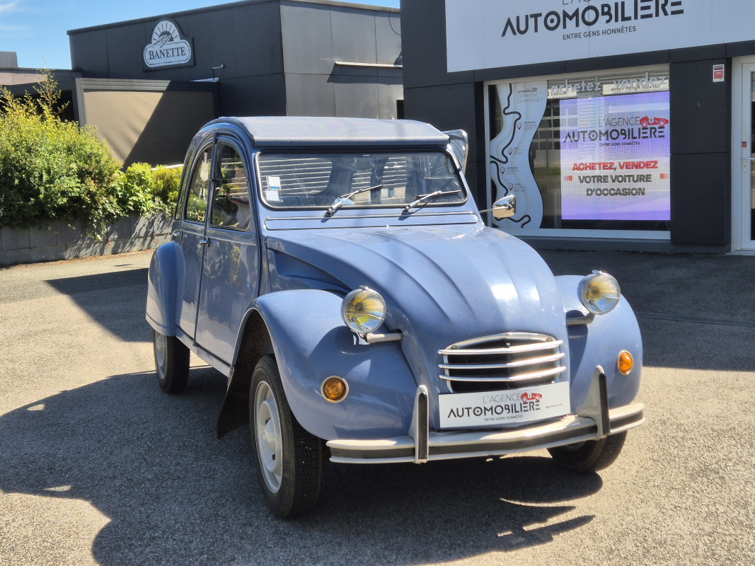 Citroen 2CV — 2