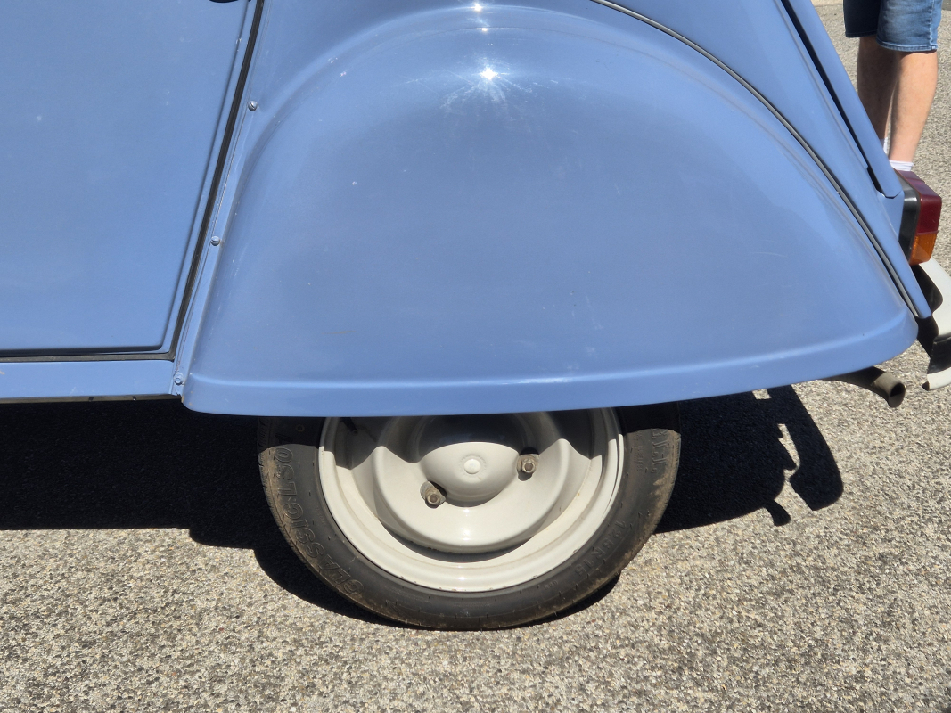 Citroen 2CV — 18
